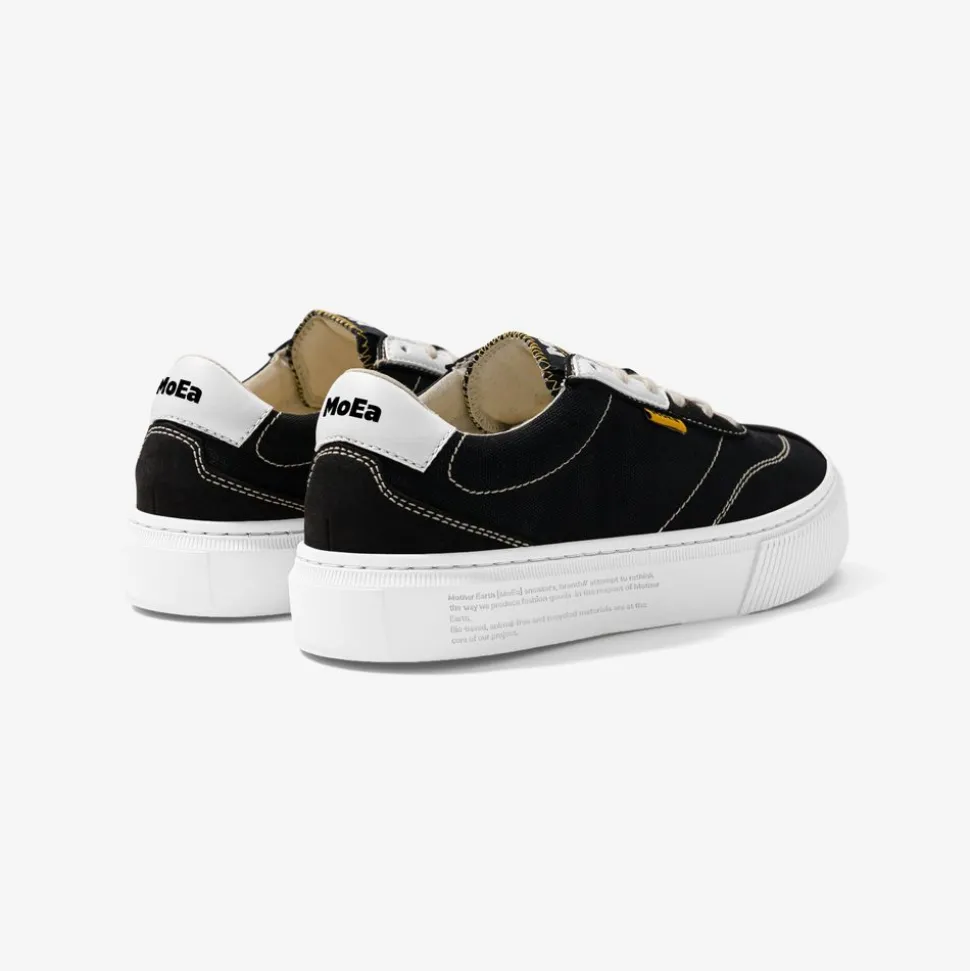 Baskets en matières recyclées | noir " gen4 - banana black&white"