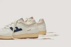 Baskets vegan en recyclé | marine et caramel "retro 90s pearl navy caramel"