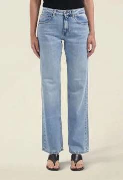 Jean droit en coton bio et recyclé | bleu clair 
