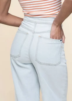 Jean evasé en coton bio et lyocell | bleu clair "farrah worker super light"