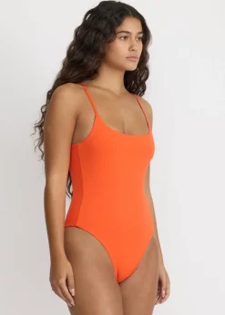 Maillot une pièce en matières recyclées | orange "swim open back one-piece - blood orange"