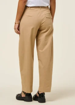Pantalon ballon en coton bio | beige "barrel leg twill pant - true camel"