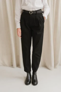 Pantalon droit à pinces en coton bio | noir 