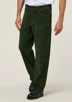 Pantalon droit velours en coton bio | vert "bottle green corduroy david pants - green"