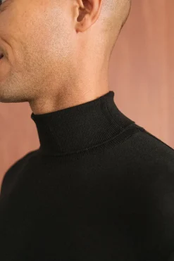 Pull col roulé en coton bio | noir
