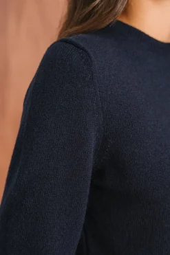 Pull droit en laine mérinos recyclée | marine