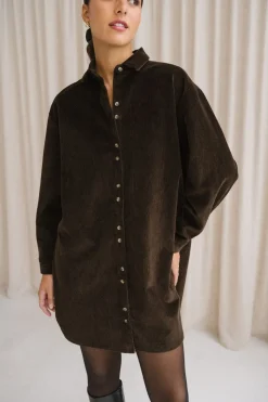 Robe chemise velours oversize en coton bio | chocolat 