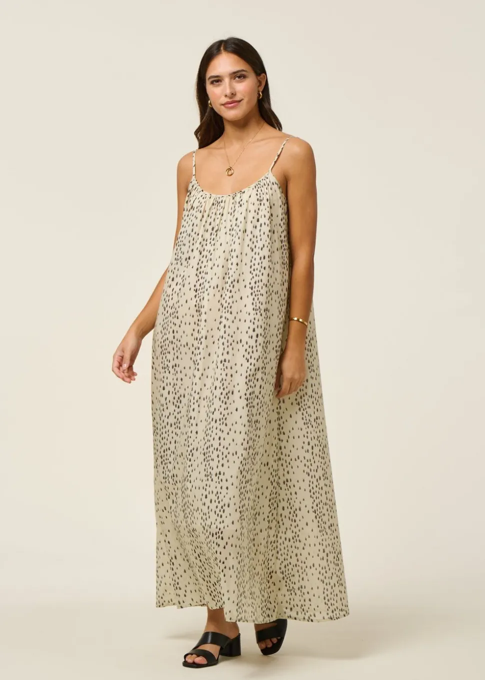 Robe longue ample en coton bio | écru "tova - dalmatian dots"
