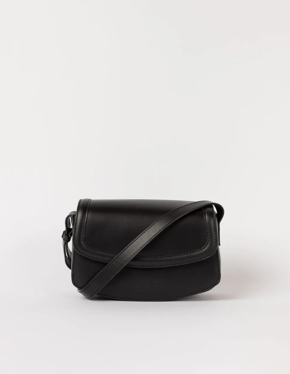 Sac à bandoulière en cuir certifié | black "kendalini - black classic leather"