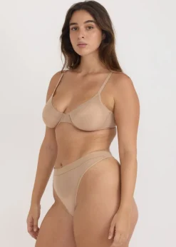 String en matière recyclée | marron "mesh thong - hazelnut"